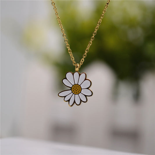 Daisies necklace