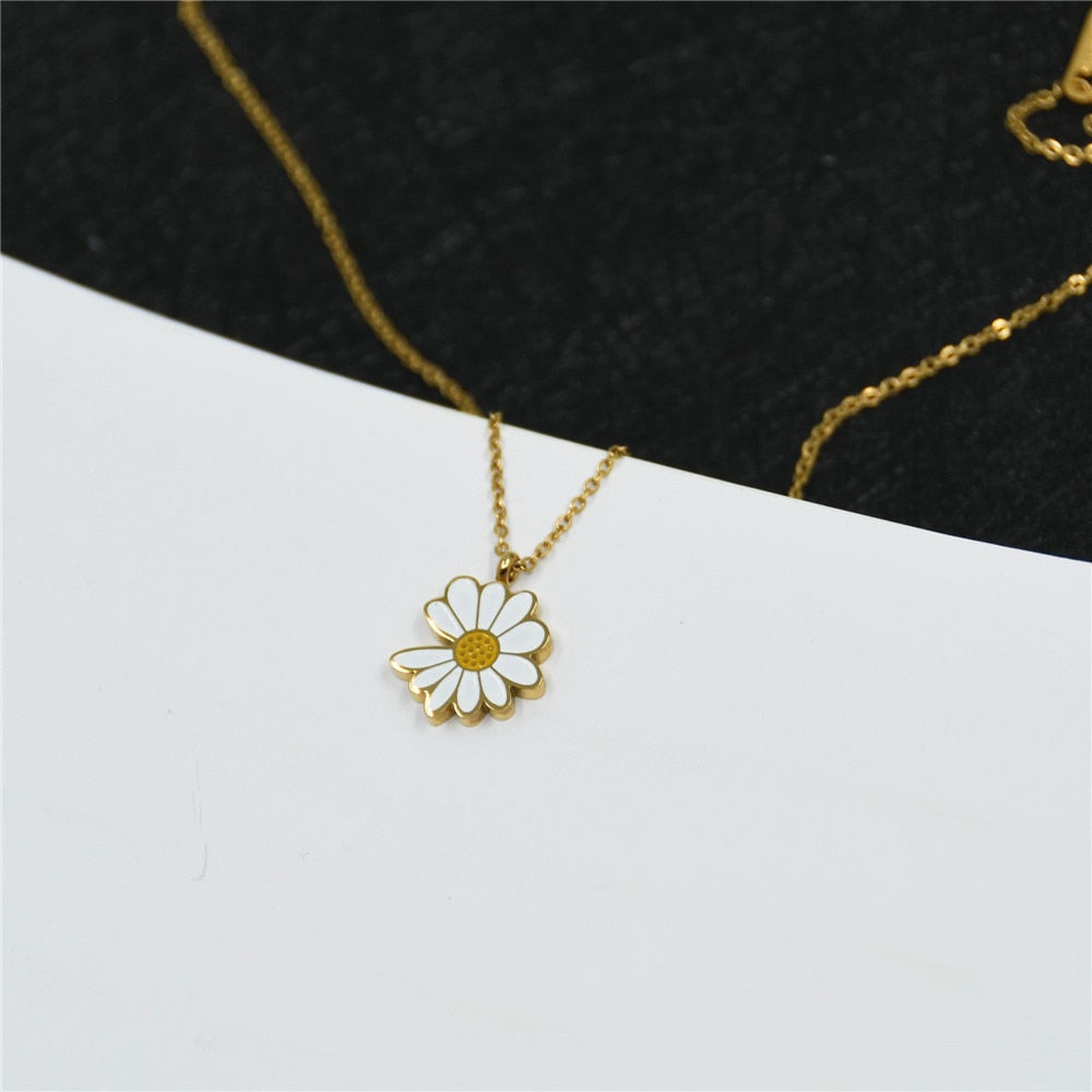 Daisies necklace